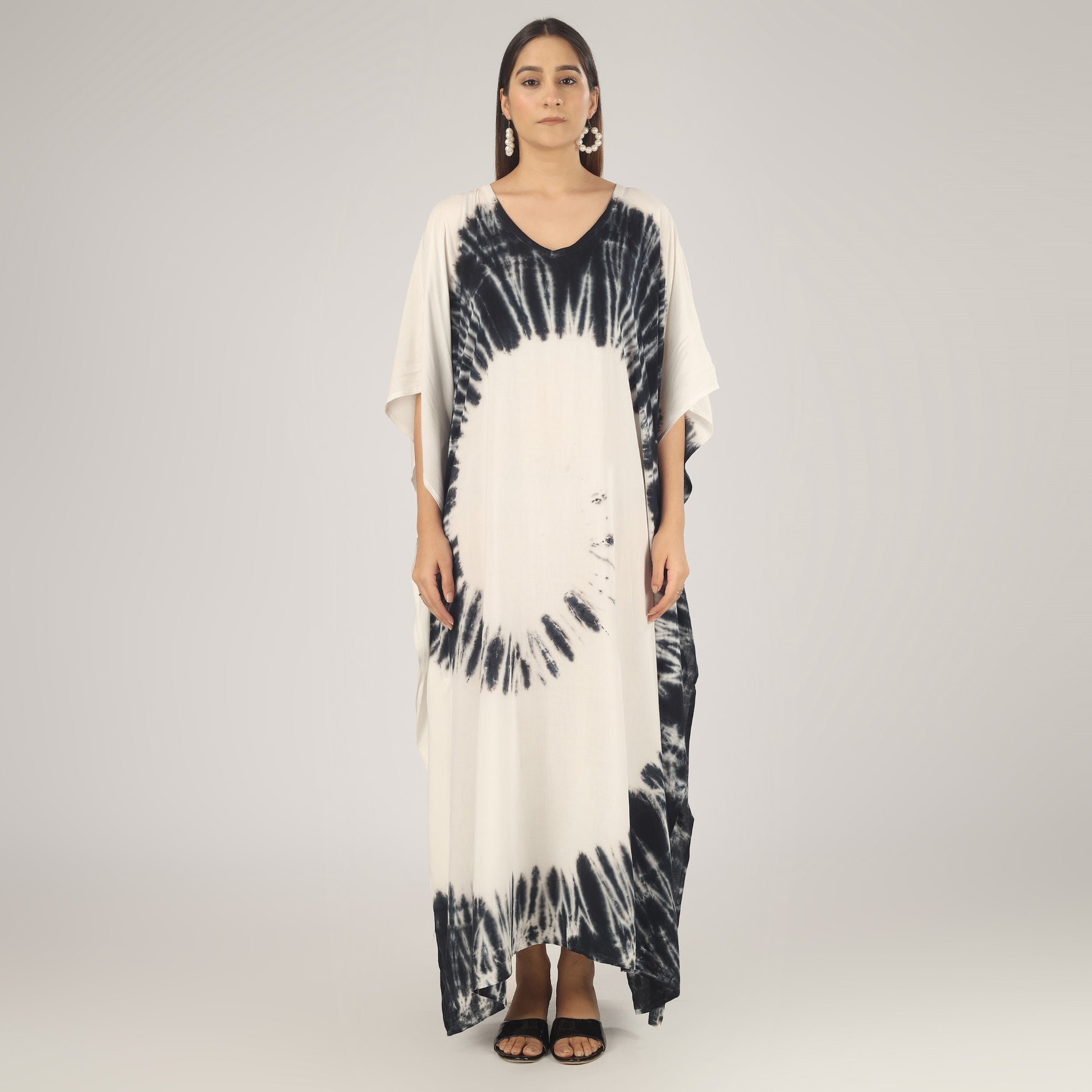 Earthen Threads Beach Summer Shibori Tie Dye Kaftan Kimono White Black