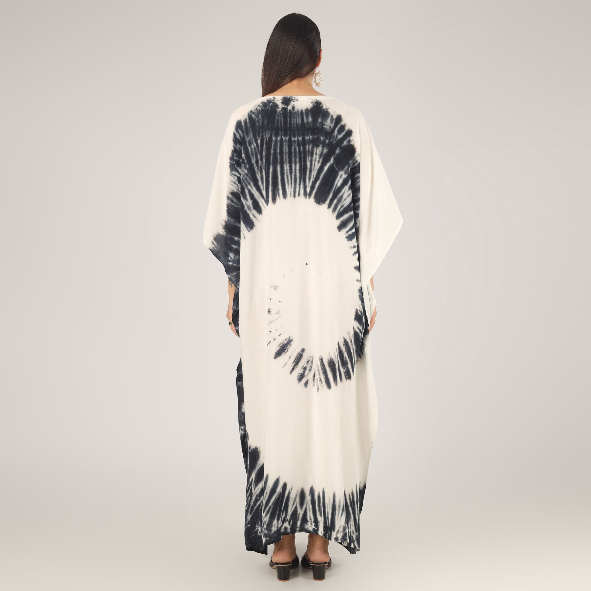 Earthen Threads Beach Summer Shibori Tie Dye Kaftan Kimono White Black